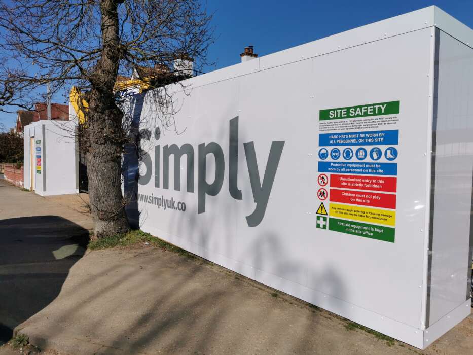 hoarding dressing uk